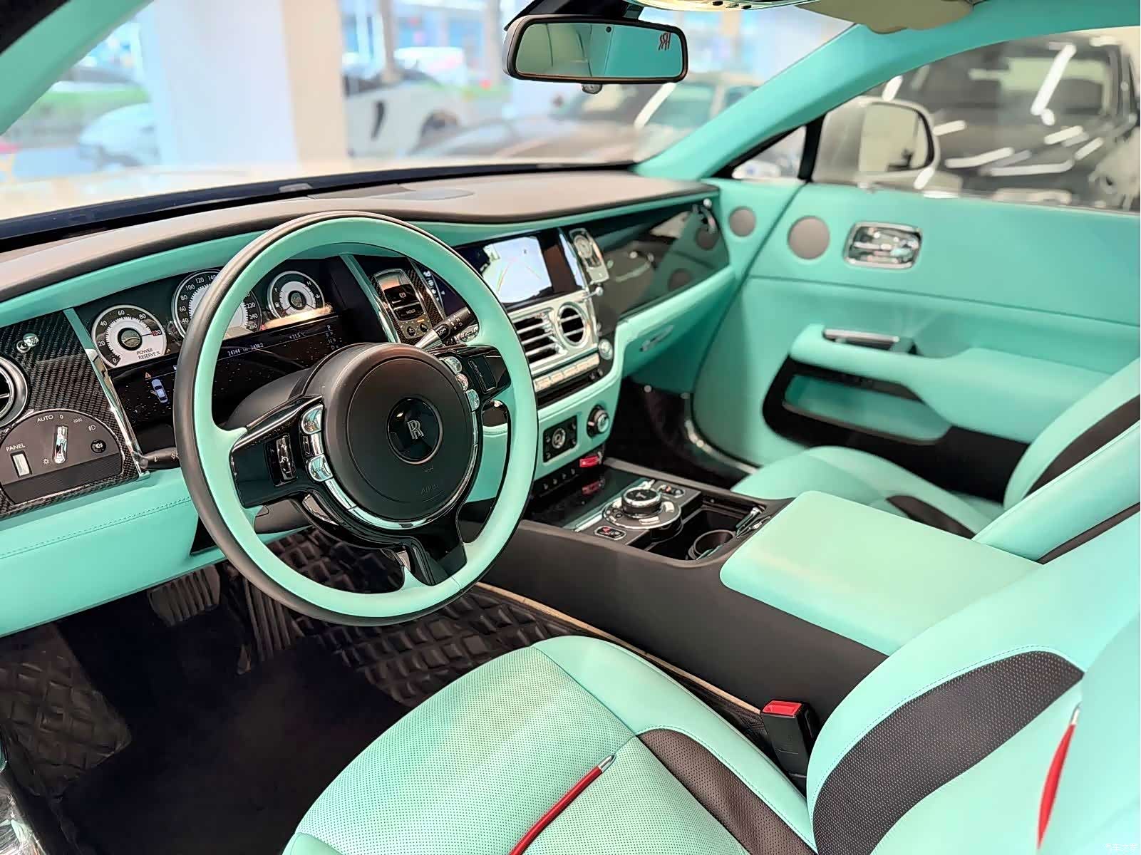 Rolls-Royce Wraith, 2015 4