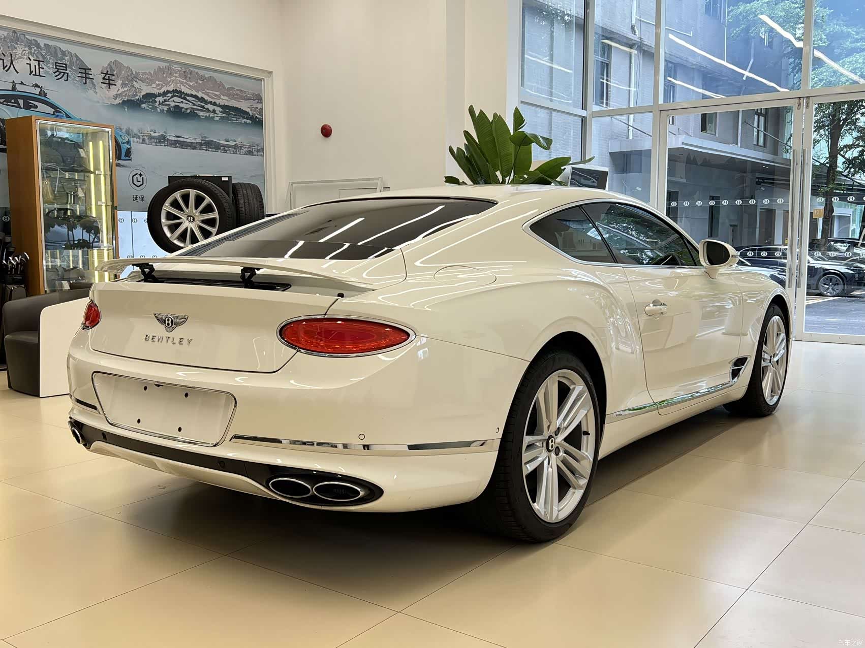 Bentley Continental GT, 2024 6