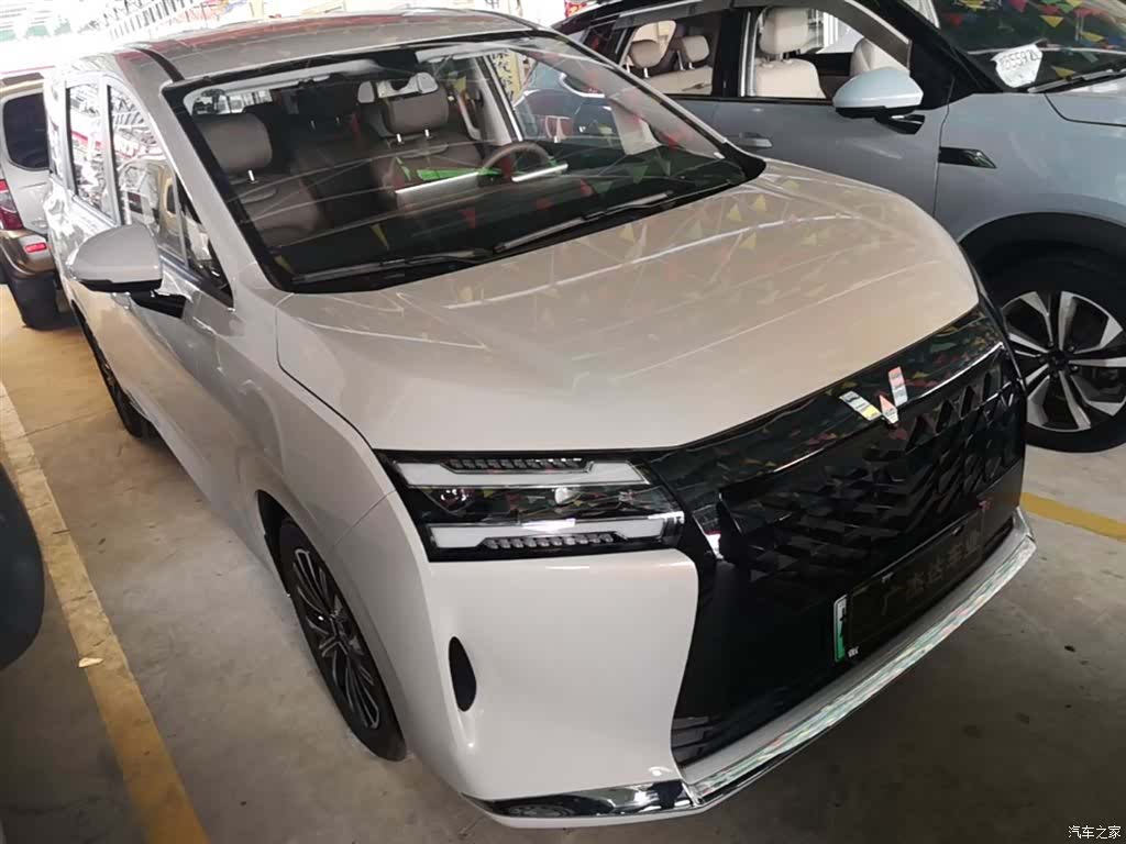 Wuling 730, 2025 4