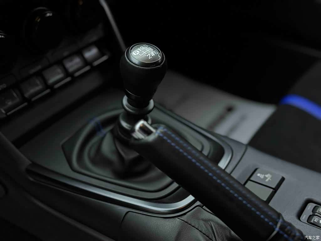 Subaru BRZ, 2023 11