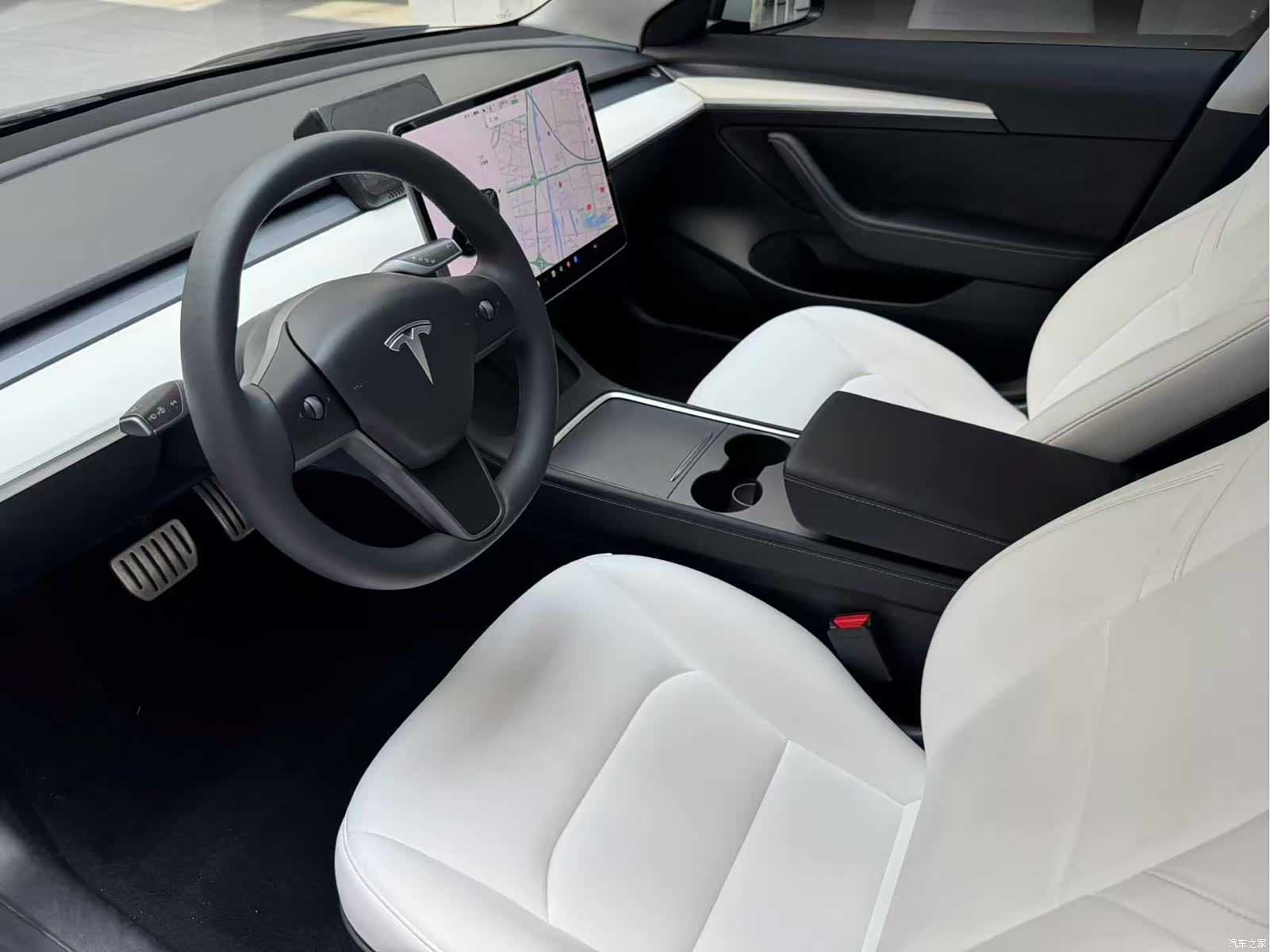 Tesla Model 3, 2021 11