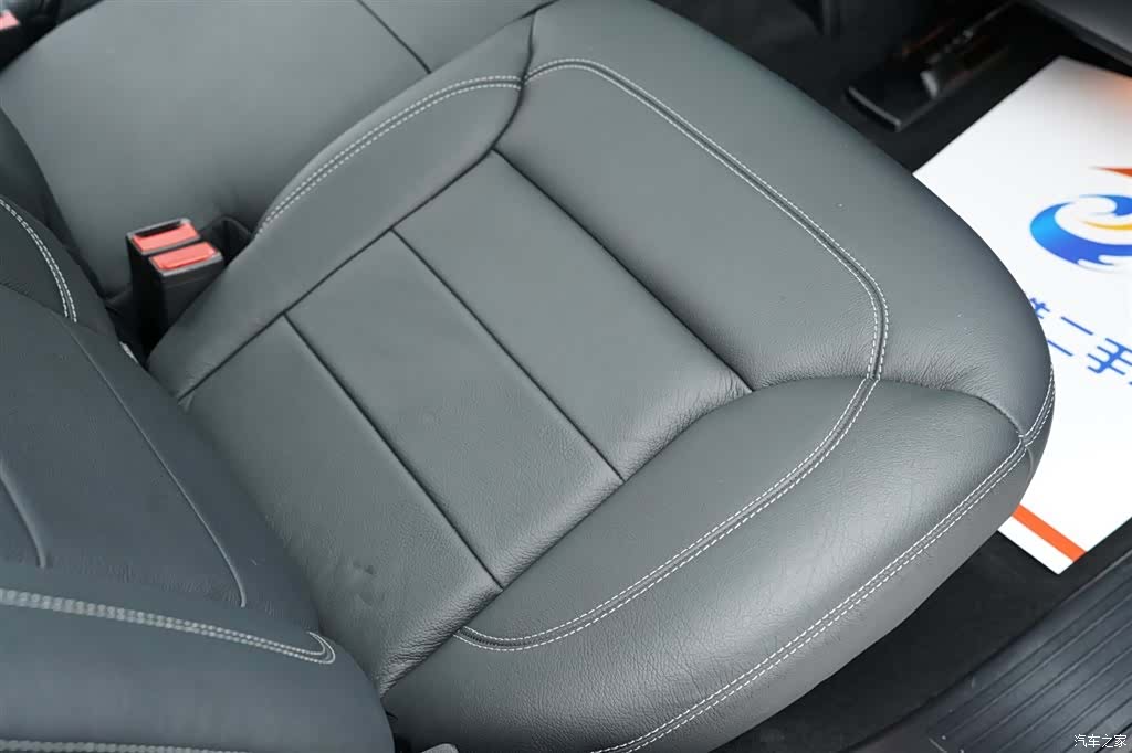 Mercedes-Benz M-Class, 2015 27