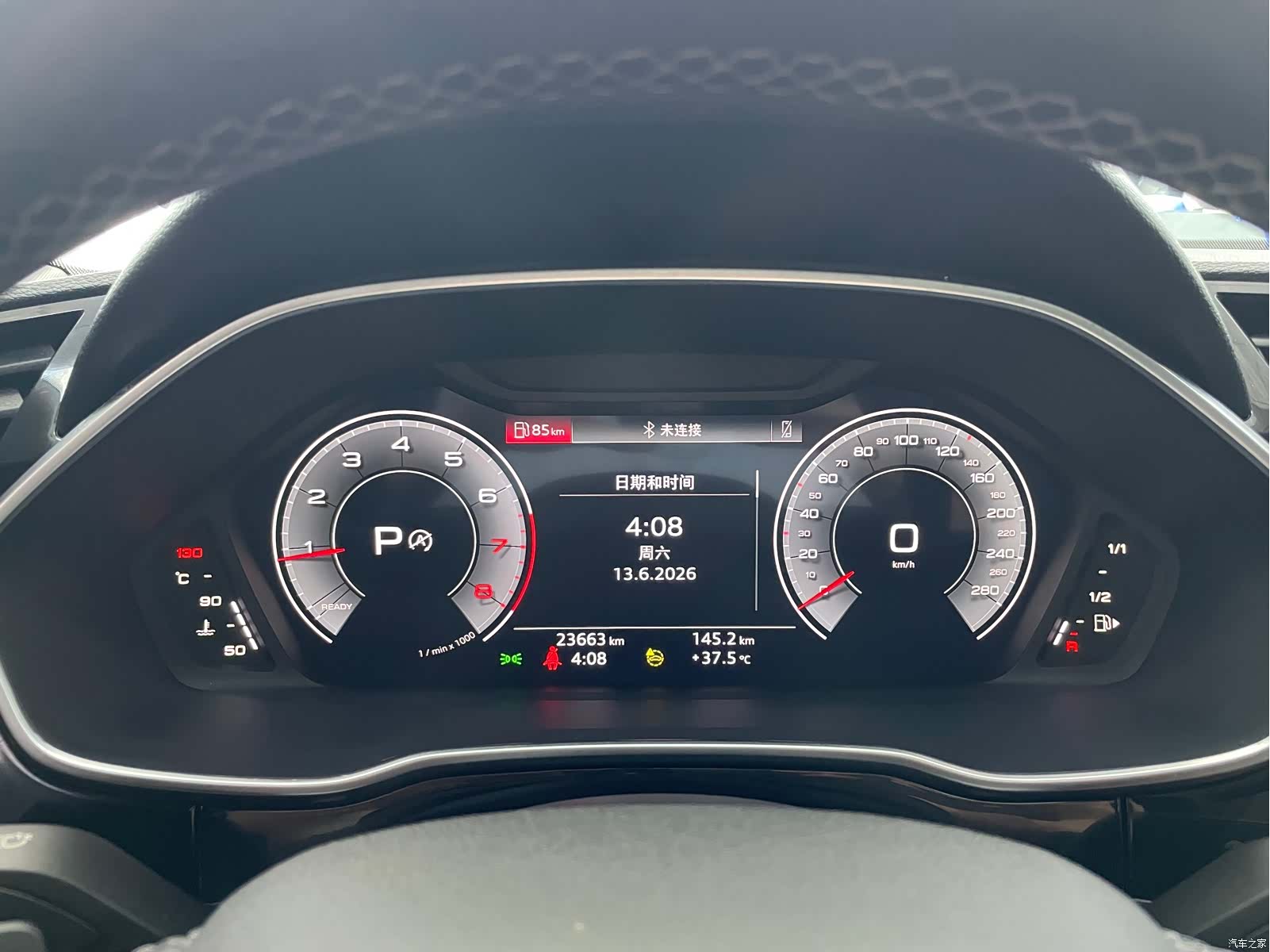 Audi Q3, 2022 12