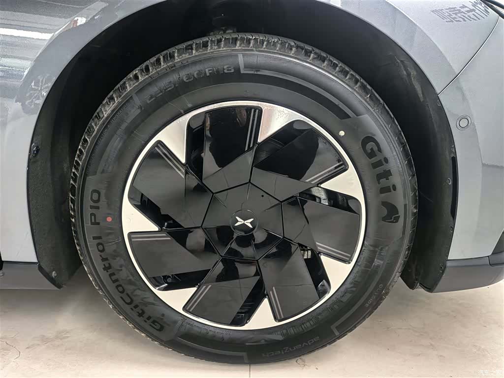 Xpeng P7, 2025 7