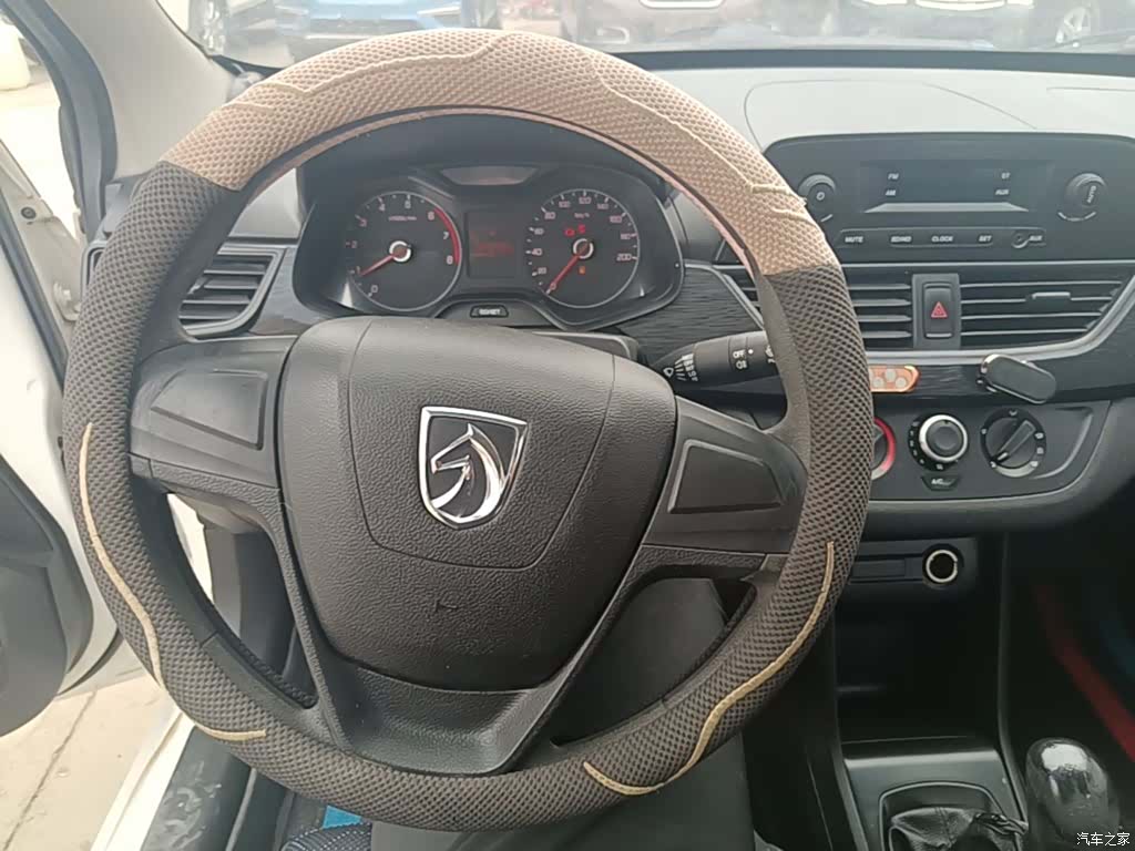 Wuling 310, 2017 11