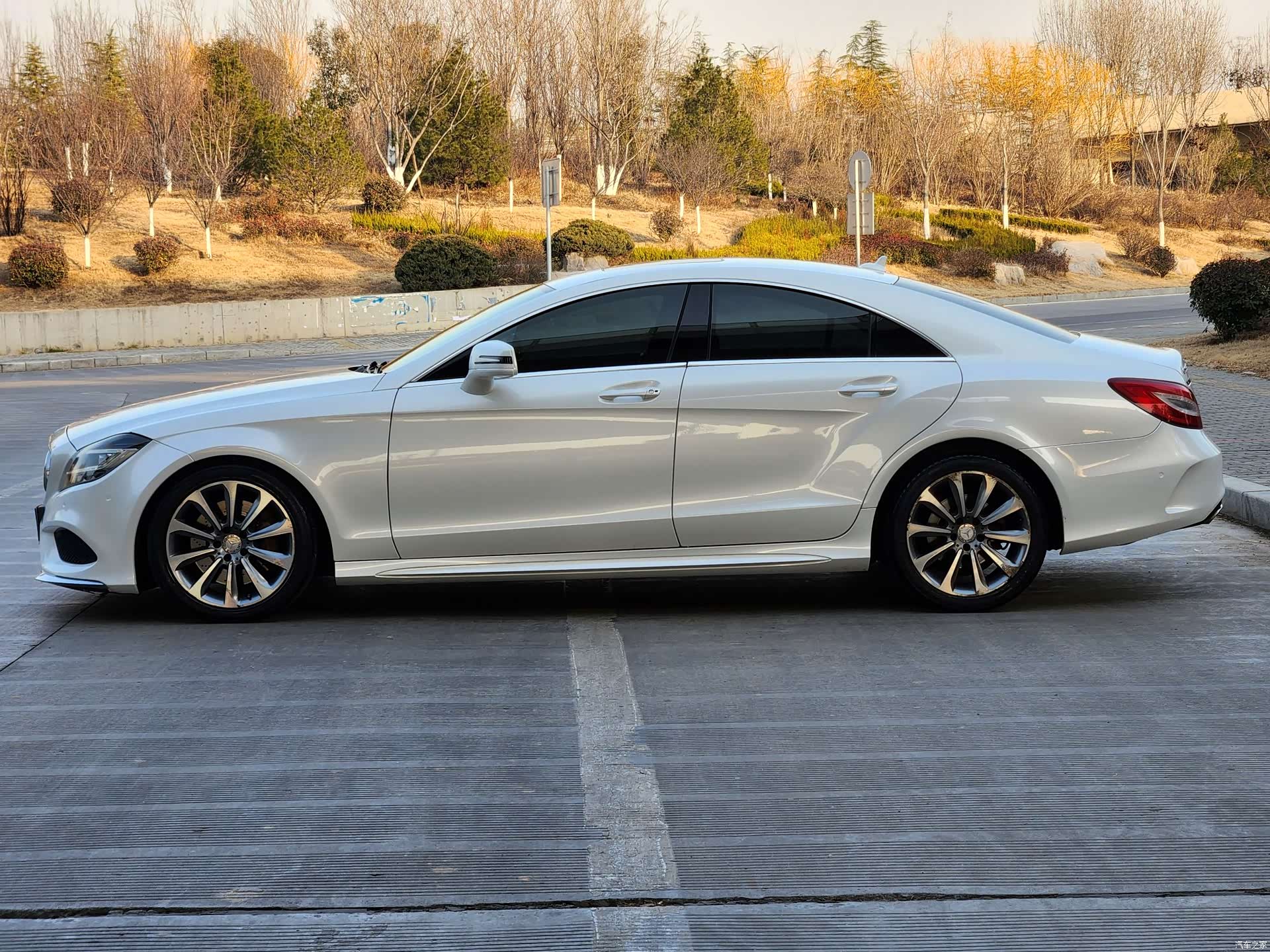 Mercedes-Benz CLS, 2016 3