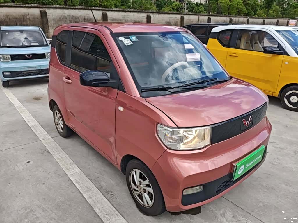 Wuling MINIEV, 2020 4