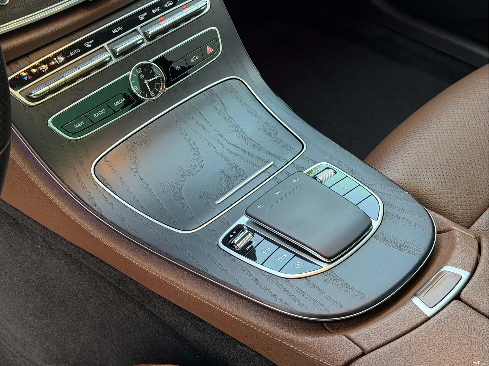 Mercedes-Benz E-Class, 2019 15