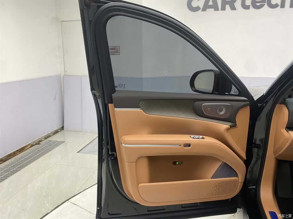 Leapmotor D19, 2026 16