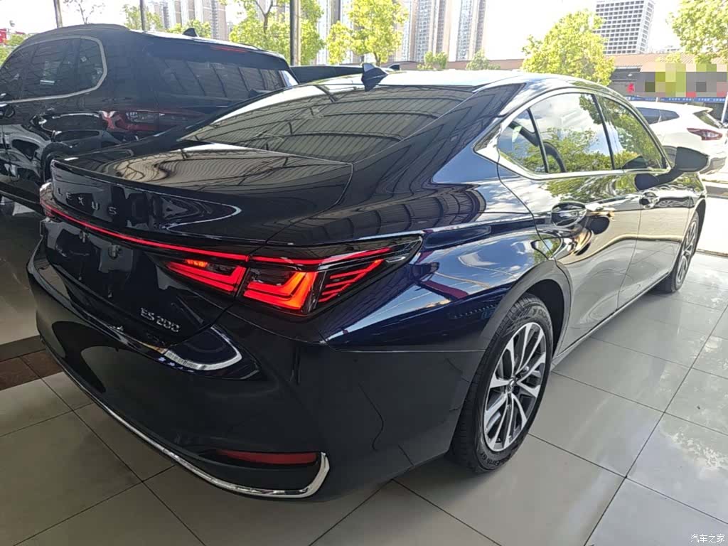 Lexus ES, 2026 7