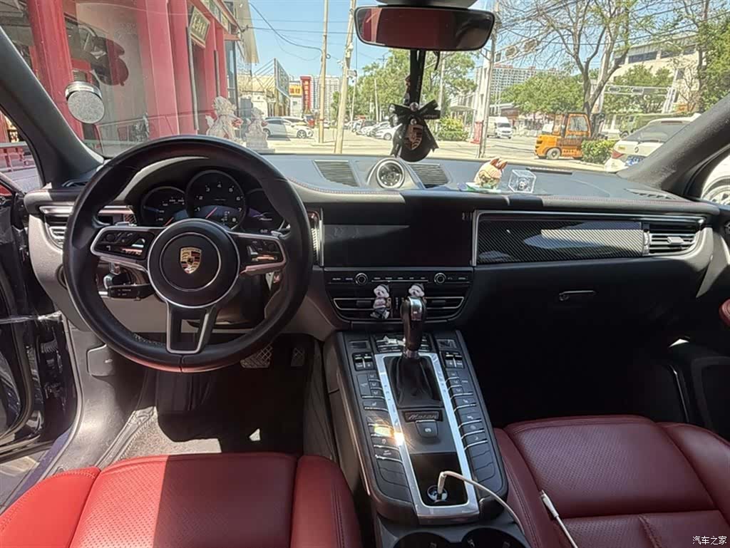 Porsche Macan, 2021 9