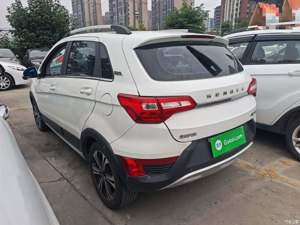 BAIC X25, 2016 все фото
