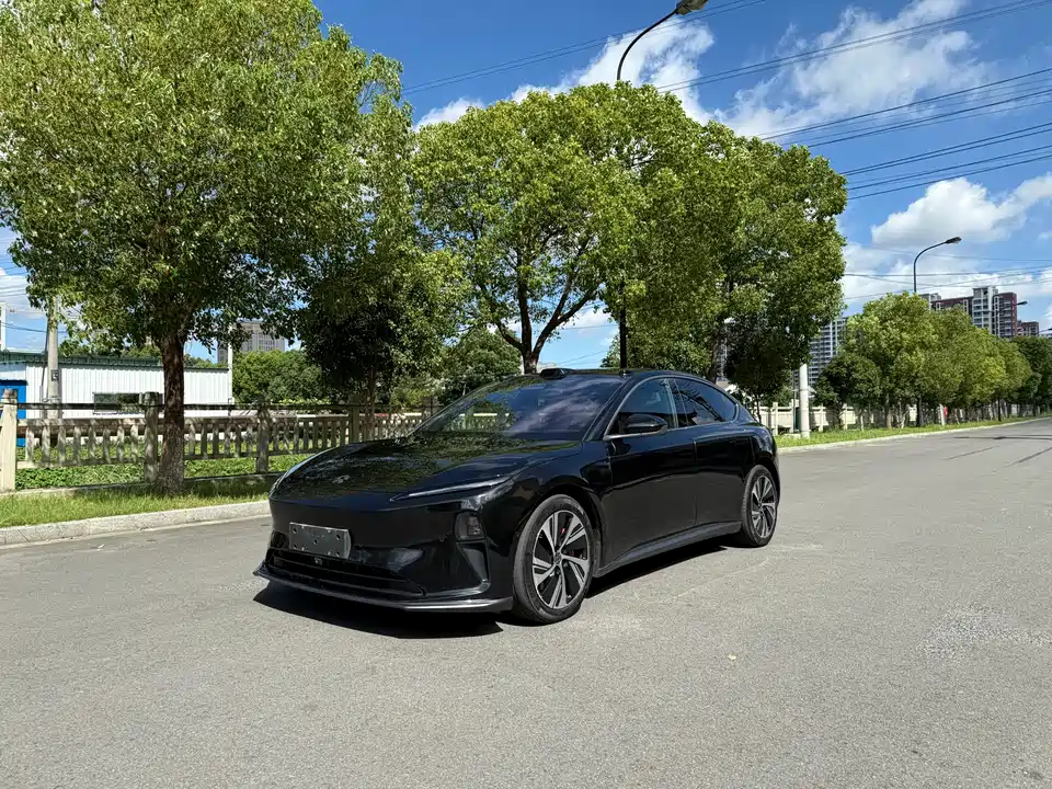 NIO ET5 NIO ET5