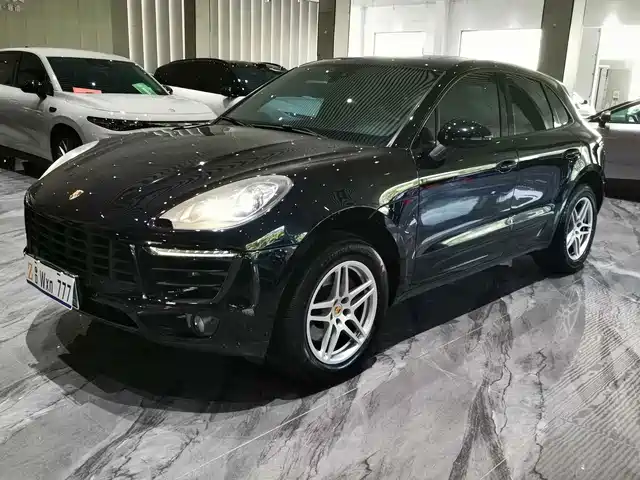 Porsche Macan 2016 — купить из Китая под заказ