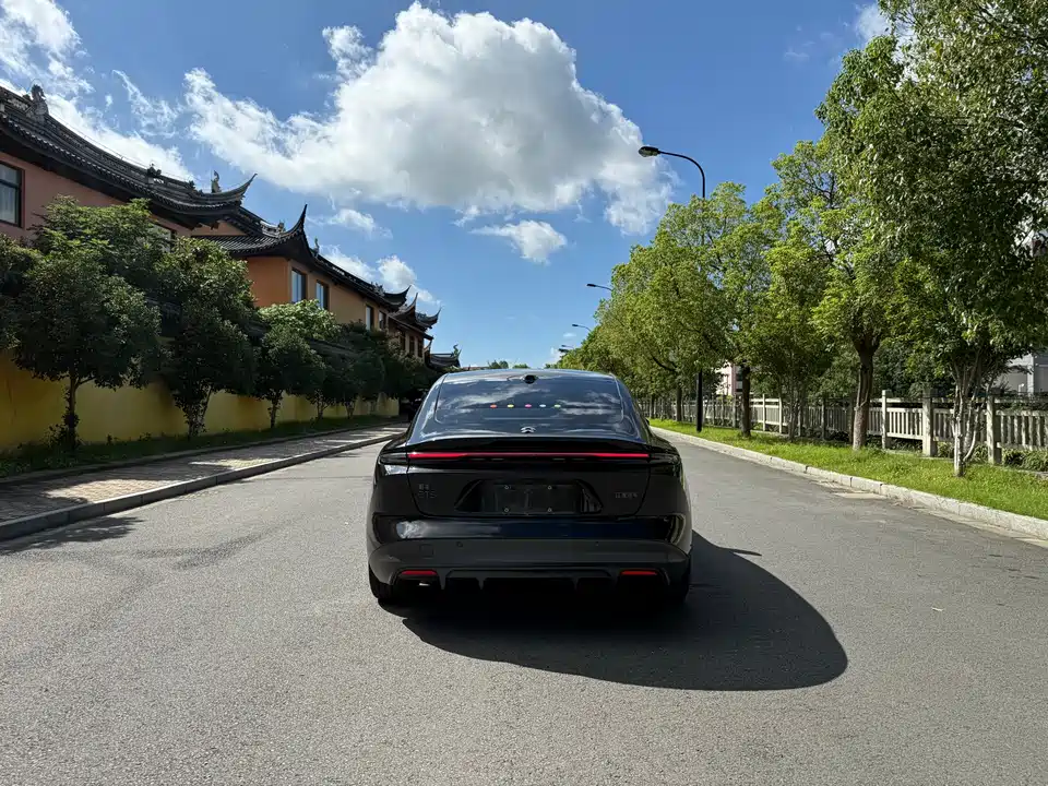 NIO ET5 NIO ET5