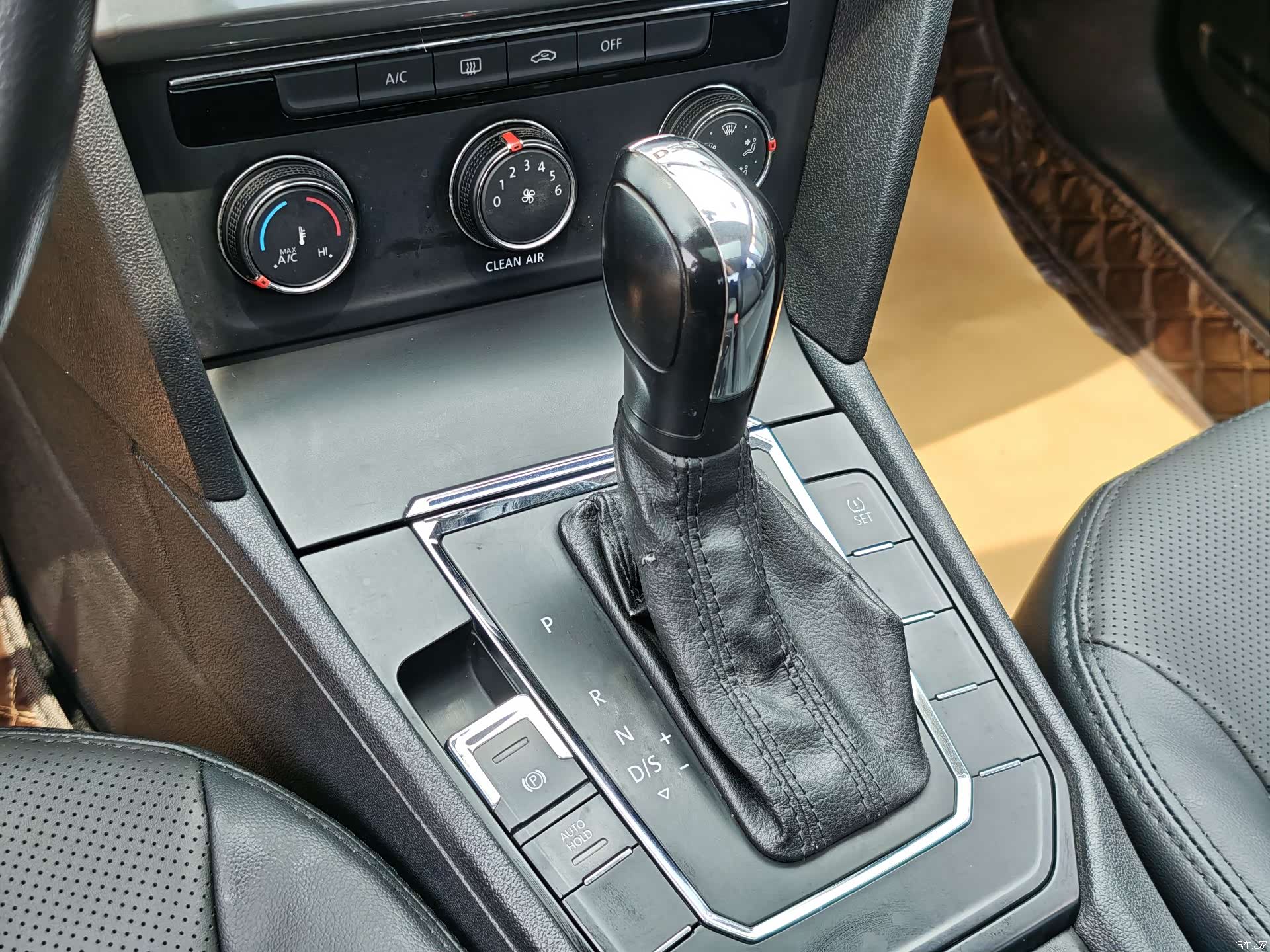 Volkswagen Lamando, 2016 20