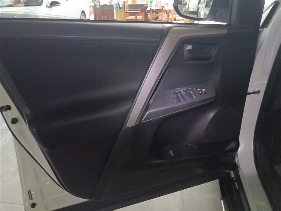 Toyota RAV4 Rongfang Toyota RAV4 Rongfang