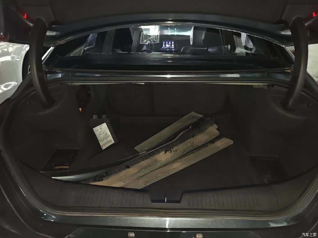 Cadillac CT4, 2022 19