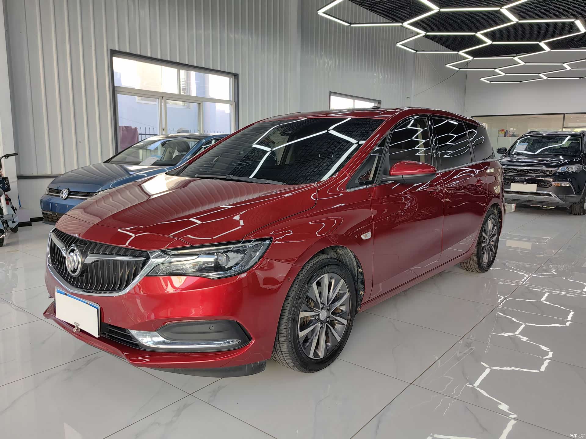 Buick GL6, 2017 1