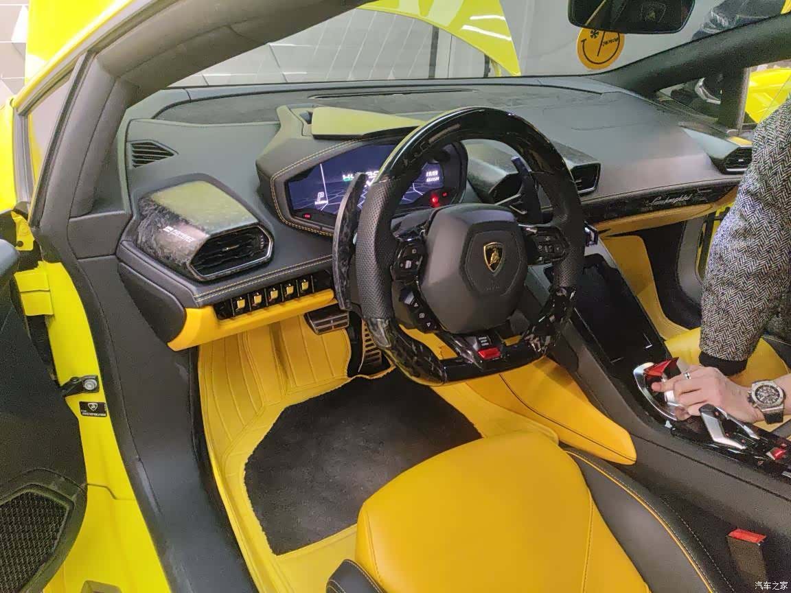Lamborghini Huracán, 2021 3
