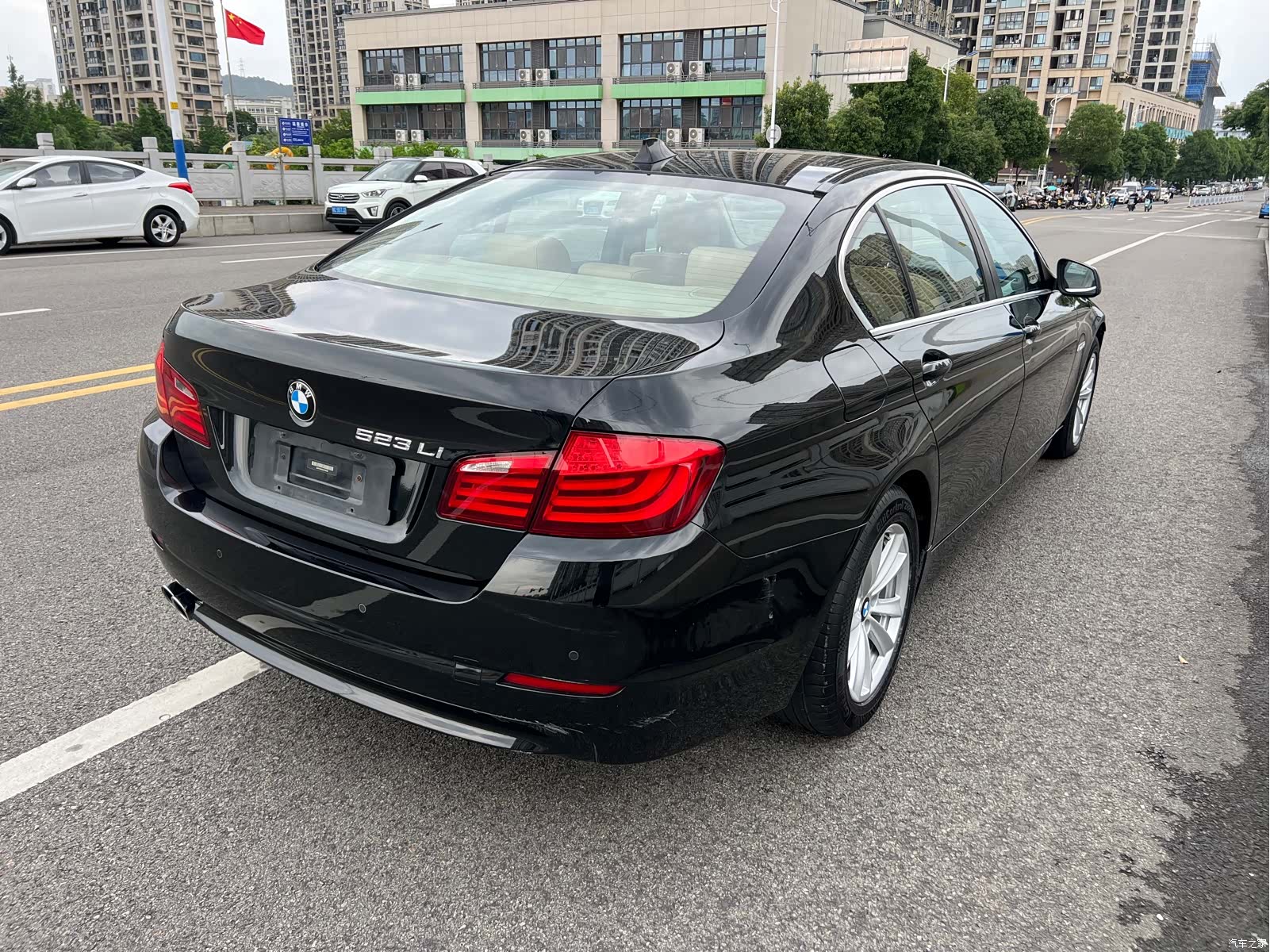 BMW 5 Series, 2012 3