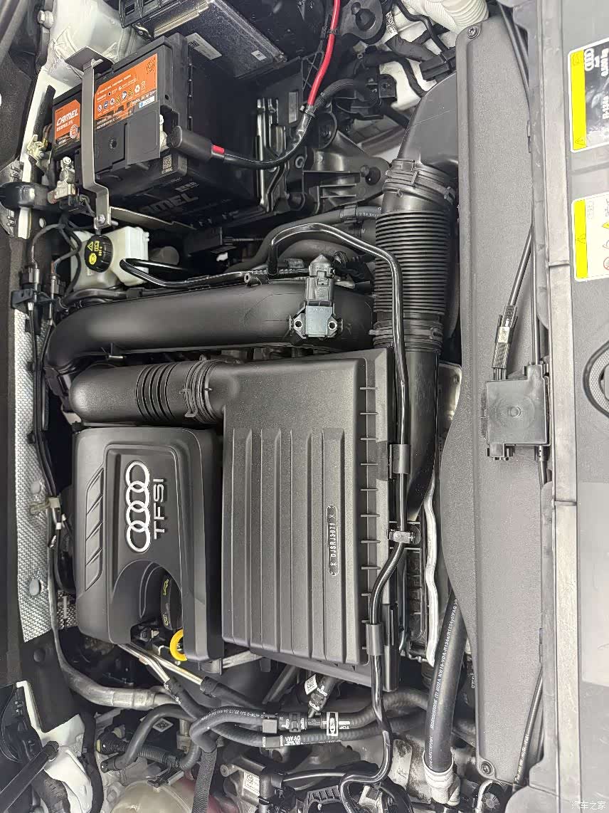 Audi Q2L, 2023 23