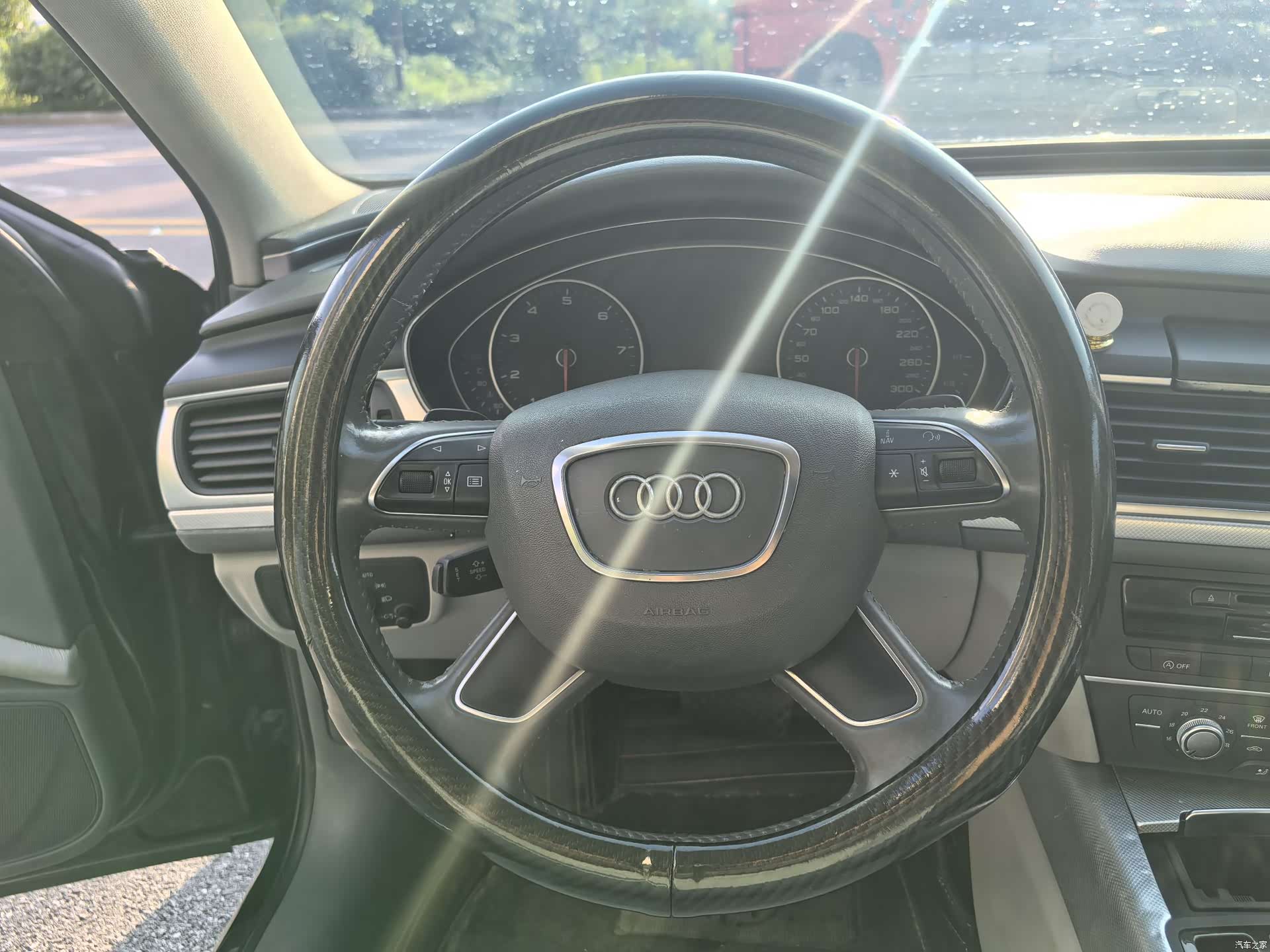 Audi A6L, 2015 13