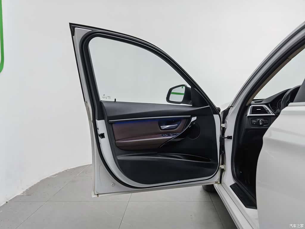 BMW 3 Series, 2018 8