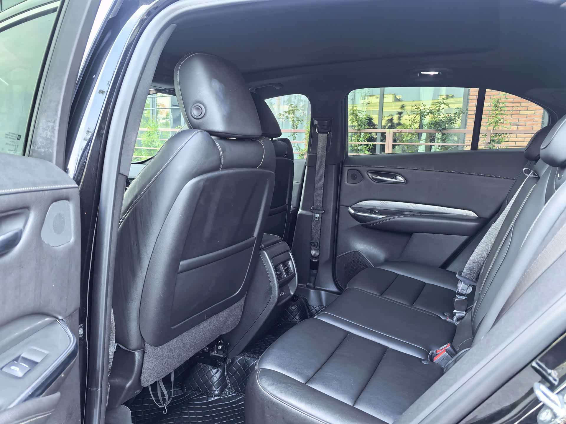 Cadillac XT4, 2024 6