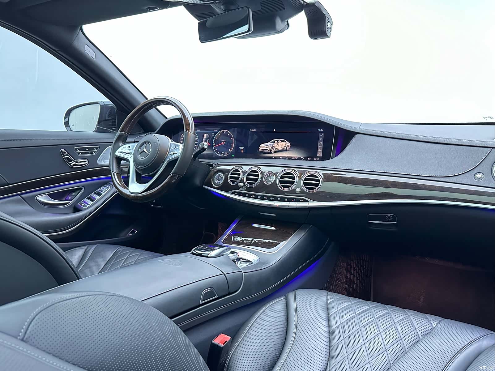 Maybach S-Class, 2018 все фото
