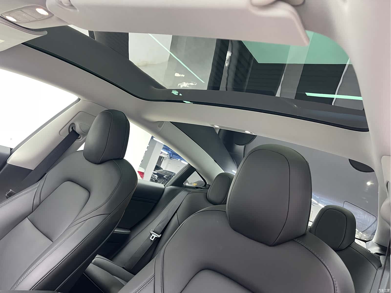 Tesla Model 3, 2020 15
