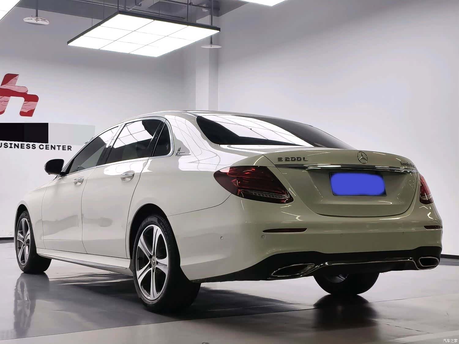 Mercedes-Benz E-Class, 2018 10