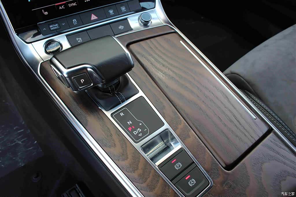 Audi A6L, 2022 11