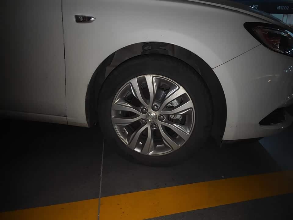 Buick Yinglang