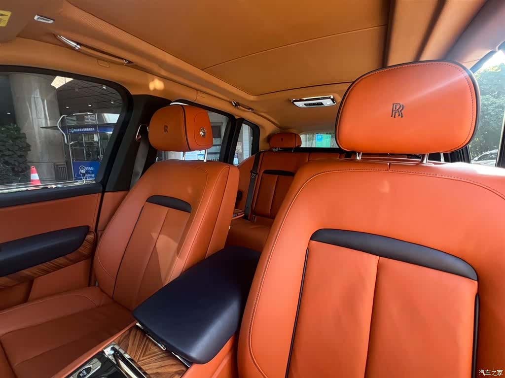 Rolls-Royce Cullinan, 2020 8