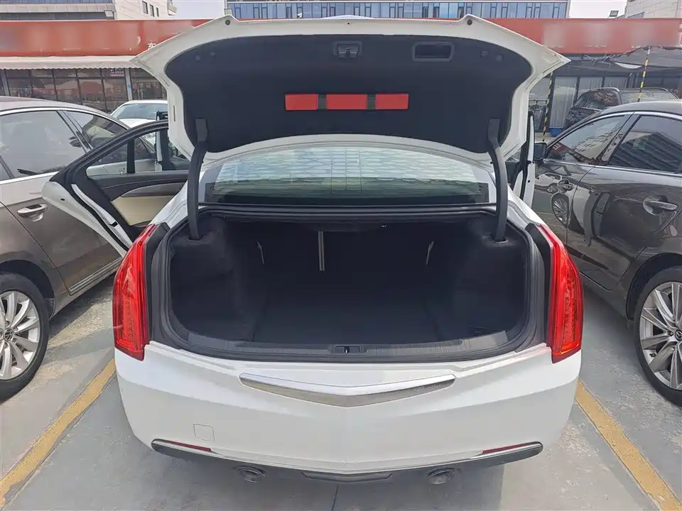 Cadillac ATS-L