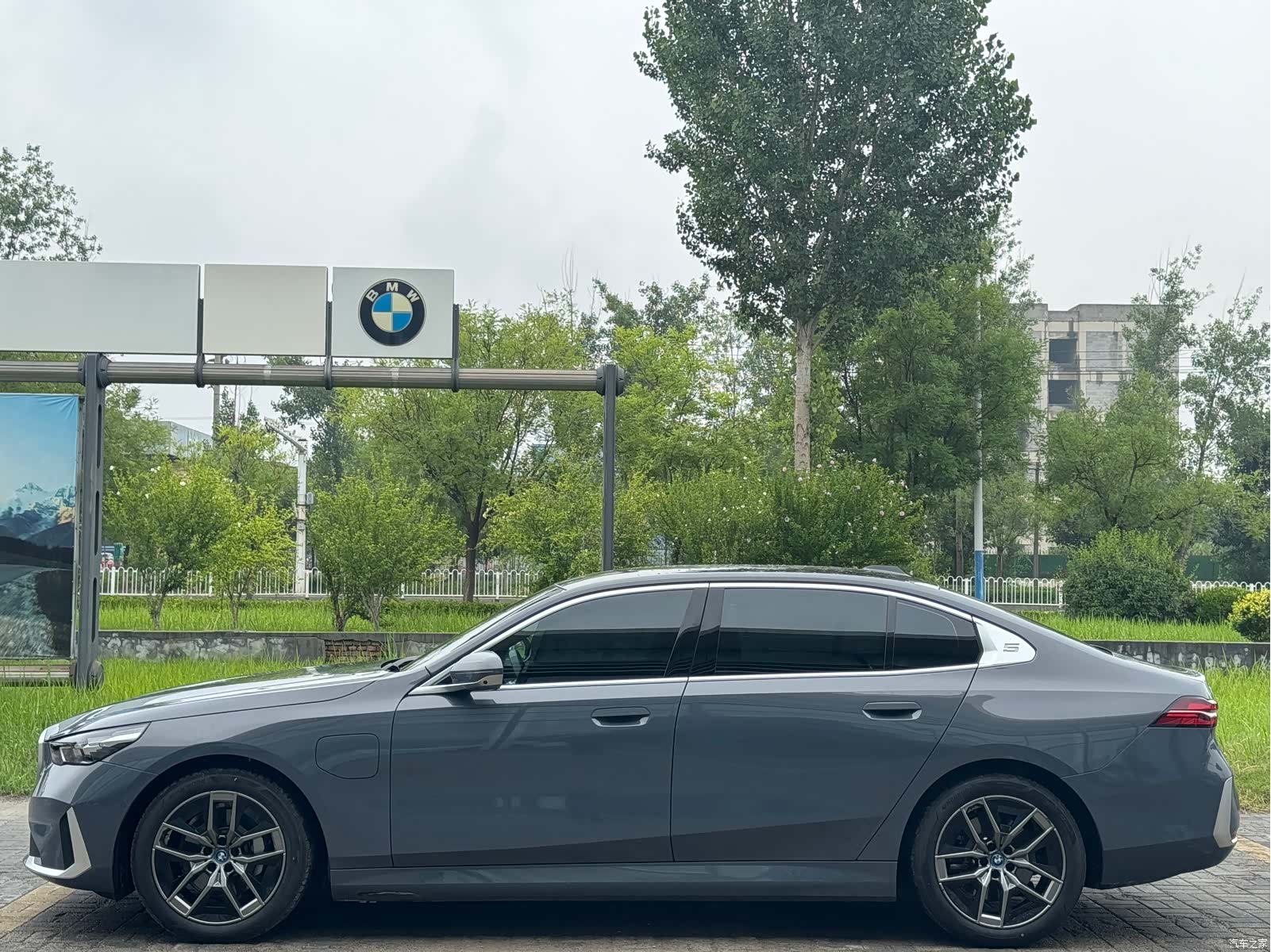 BMW i5, 2024 2