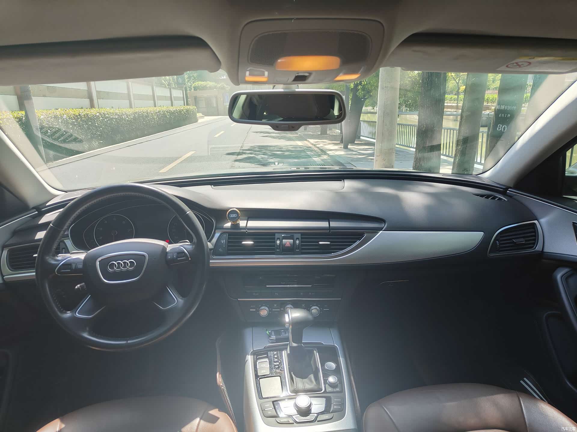 Audi A6L, 2014 6