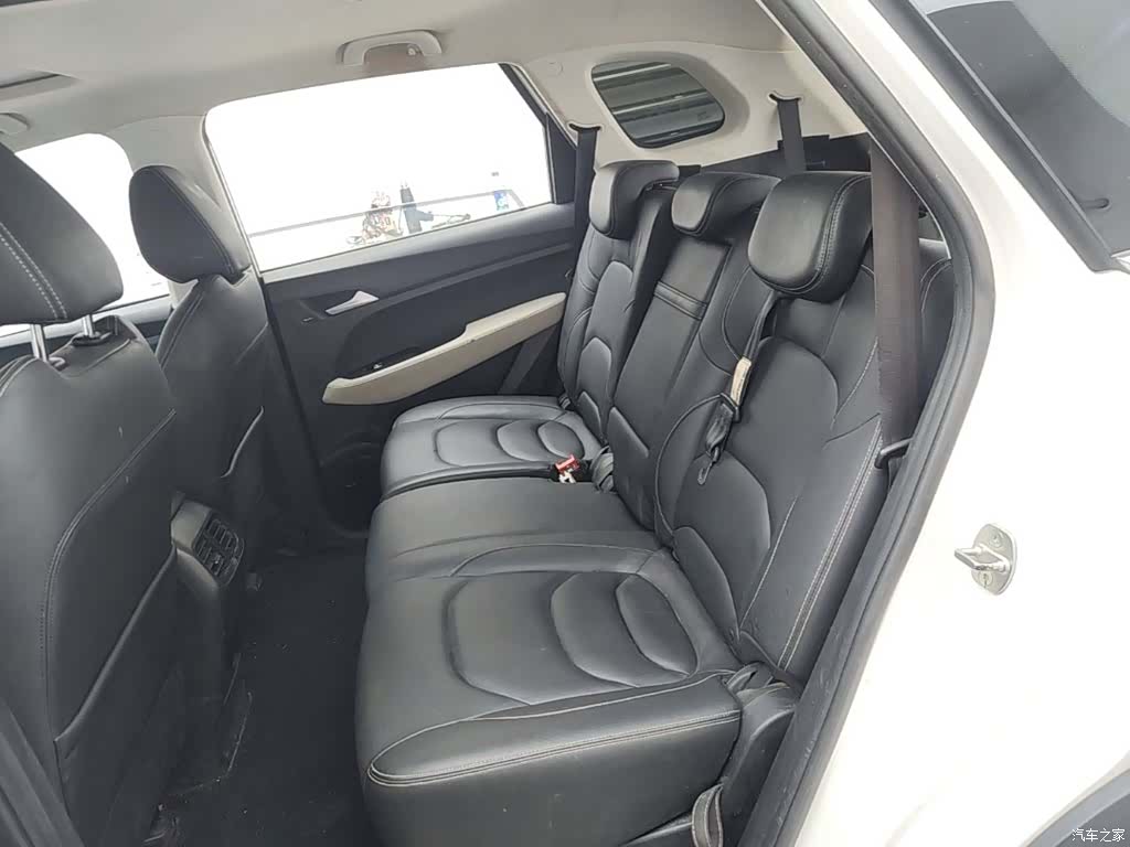 Wuling 530, 2019 17