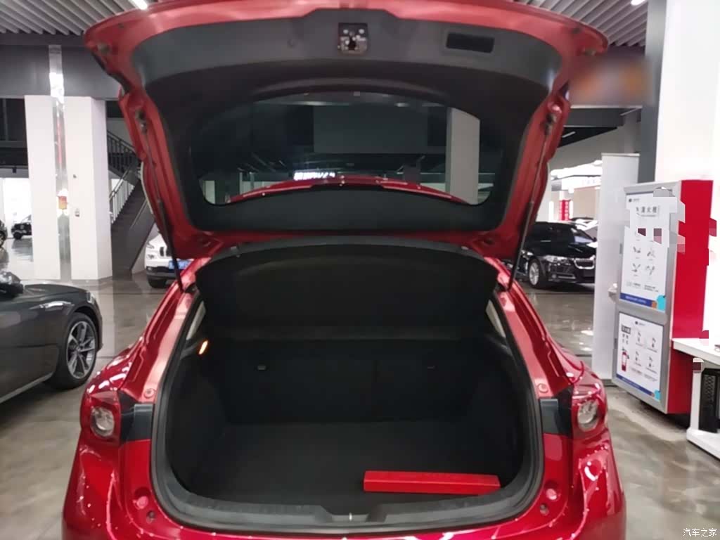 Mazda Mazda3, 2018 19