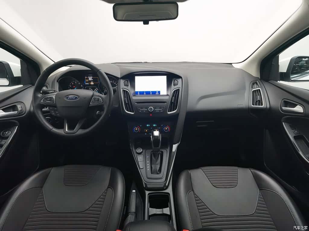 Ford Focus, 2017 все фото
