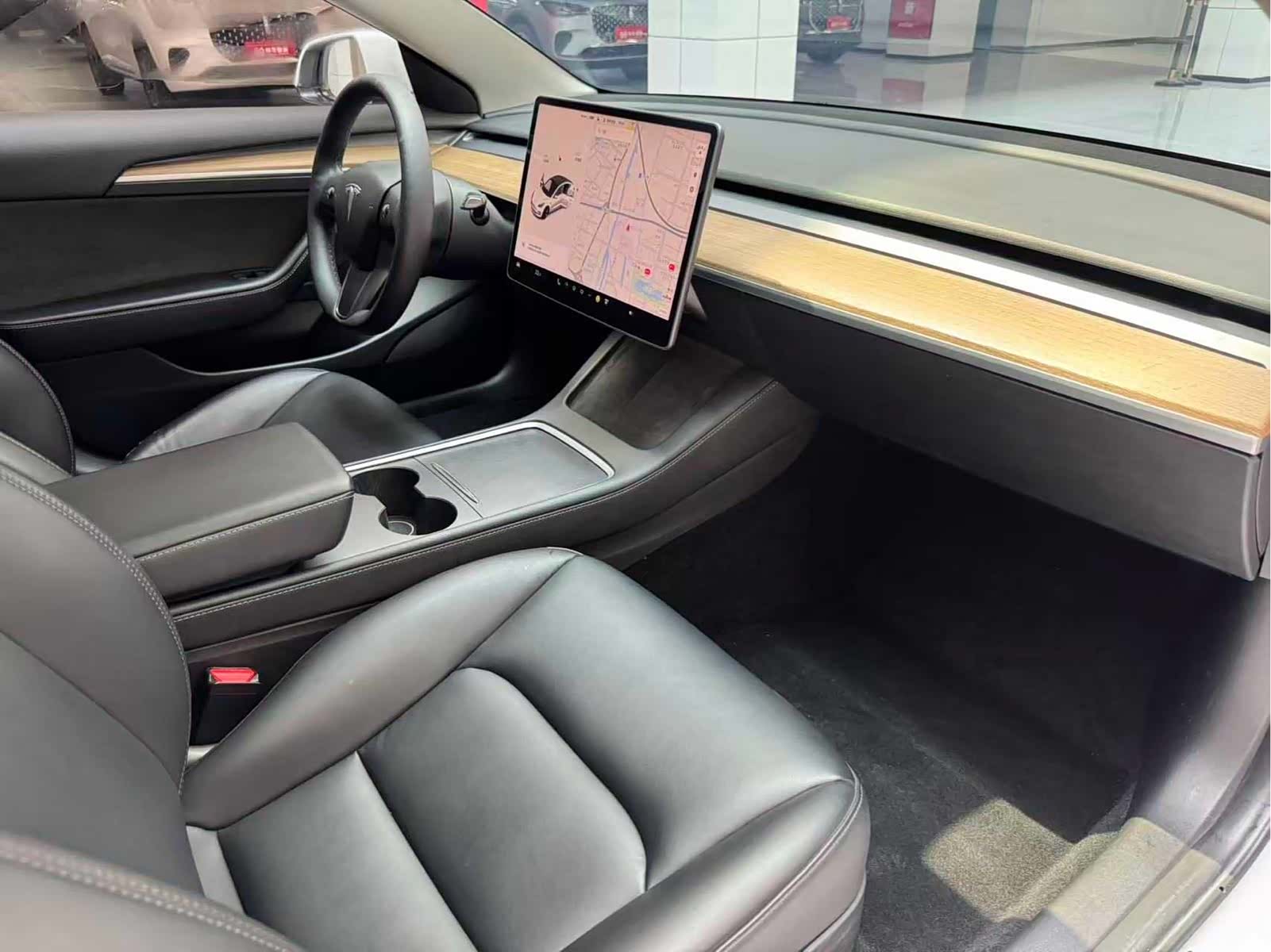Tesla Model 3, 2022 18