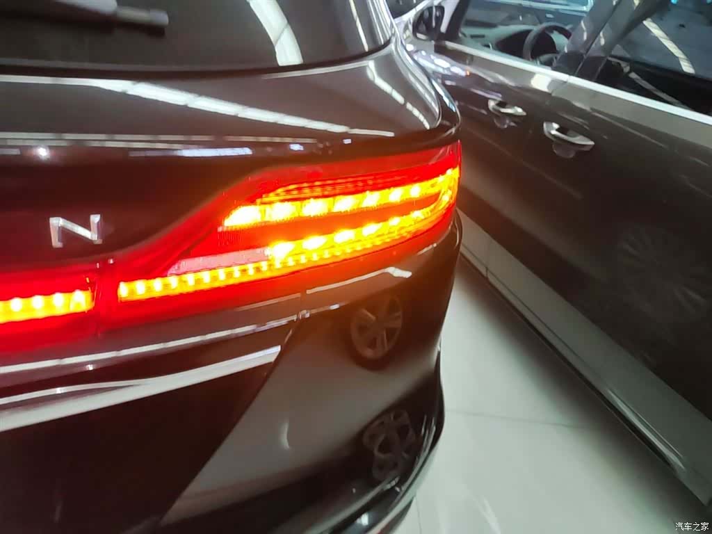 Lincoln MKC, 2019 8