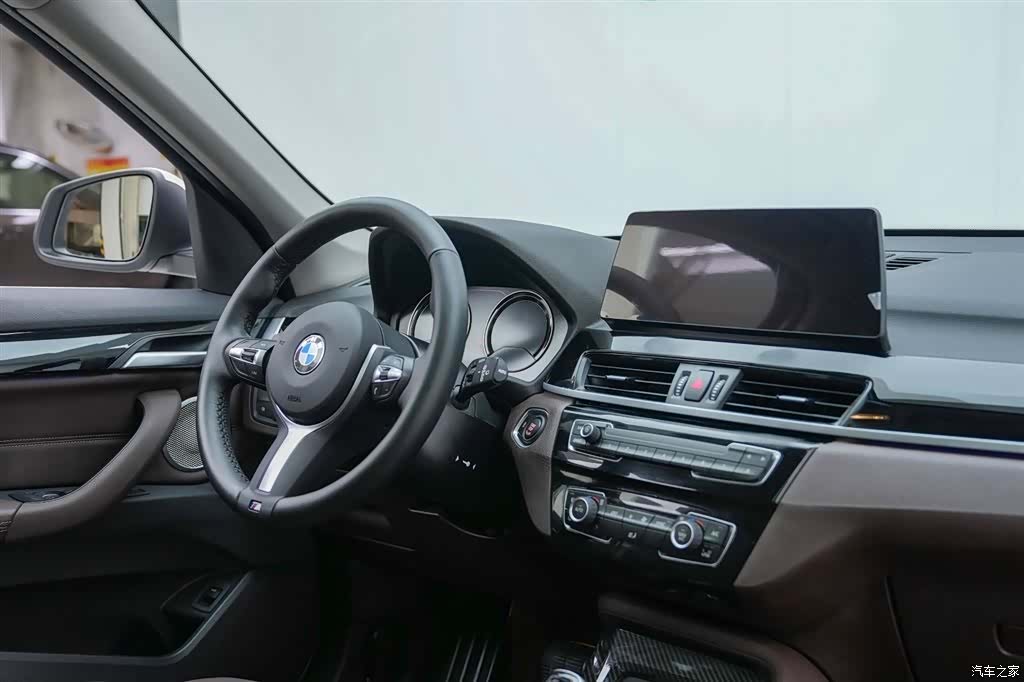 BMW X1, 2023 8
