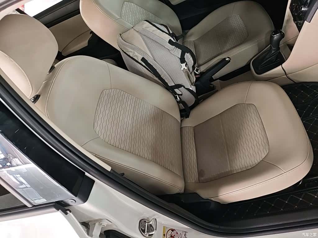 Skoda Rapid, 2015 25