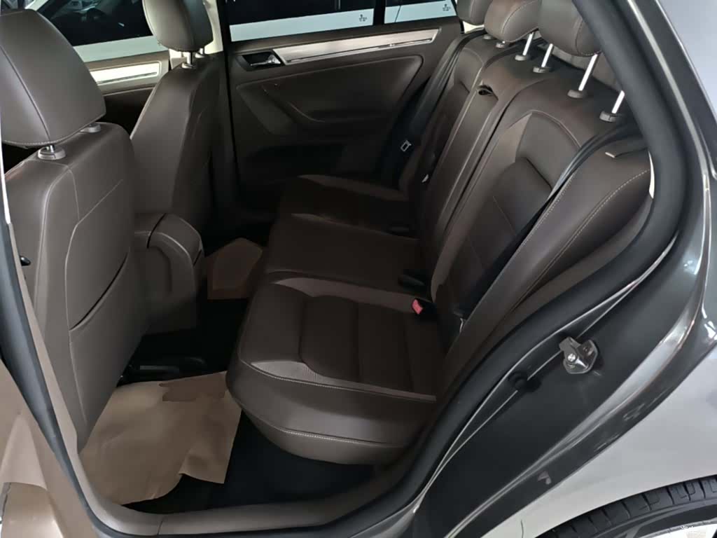 Volkswagen Bora, 2015 17