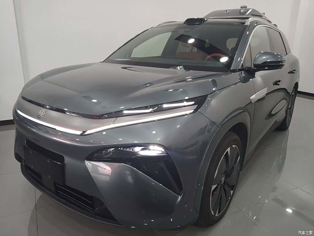 BYD Tang, 2025 1