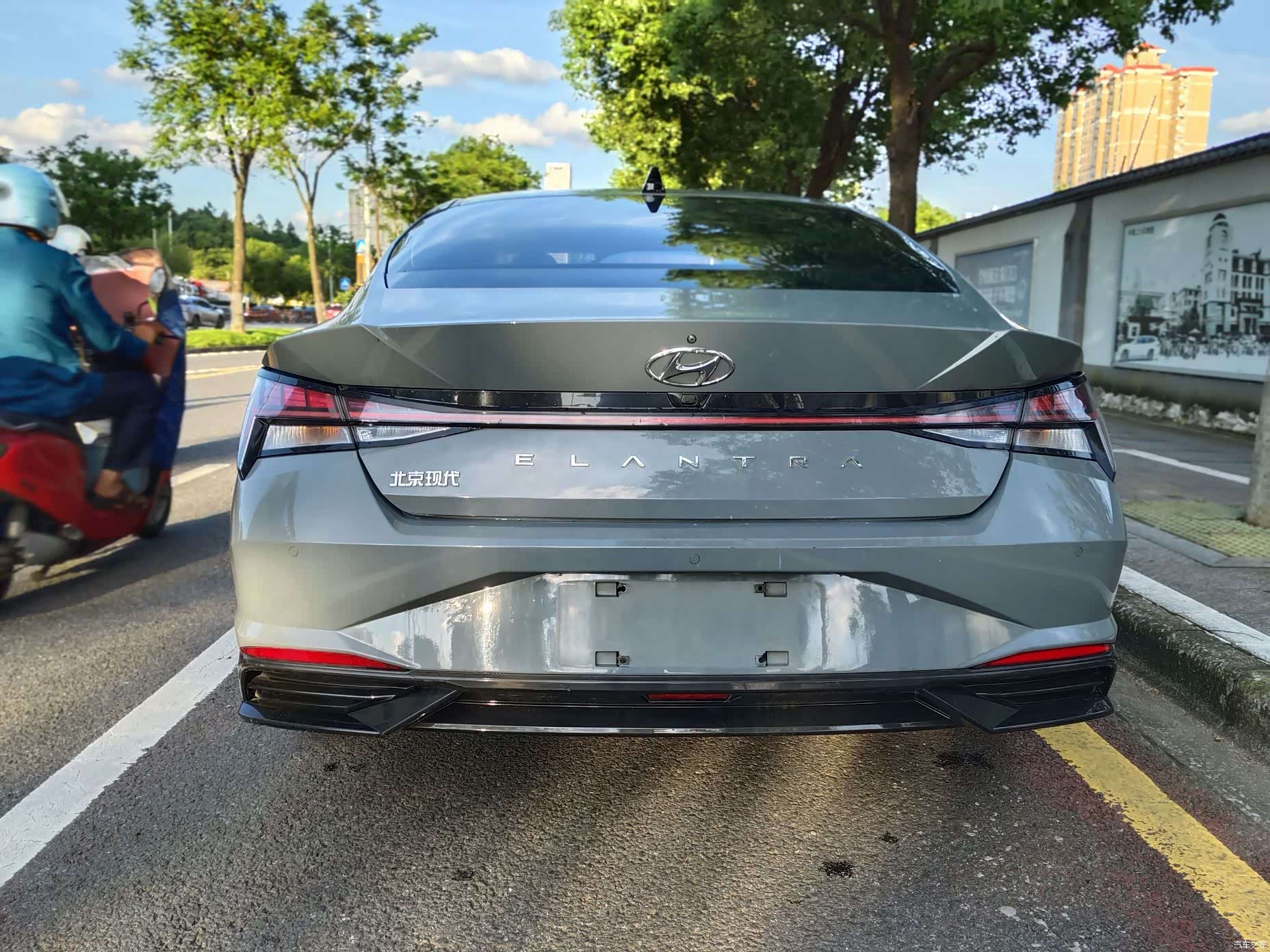 Hyundai Elantra, 2021 6