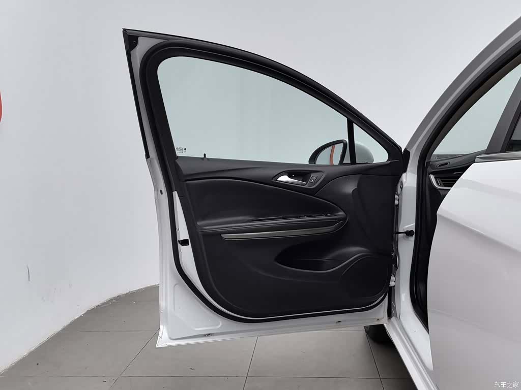 Buick Verano, 2019 8