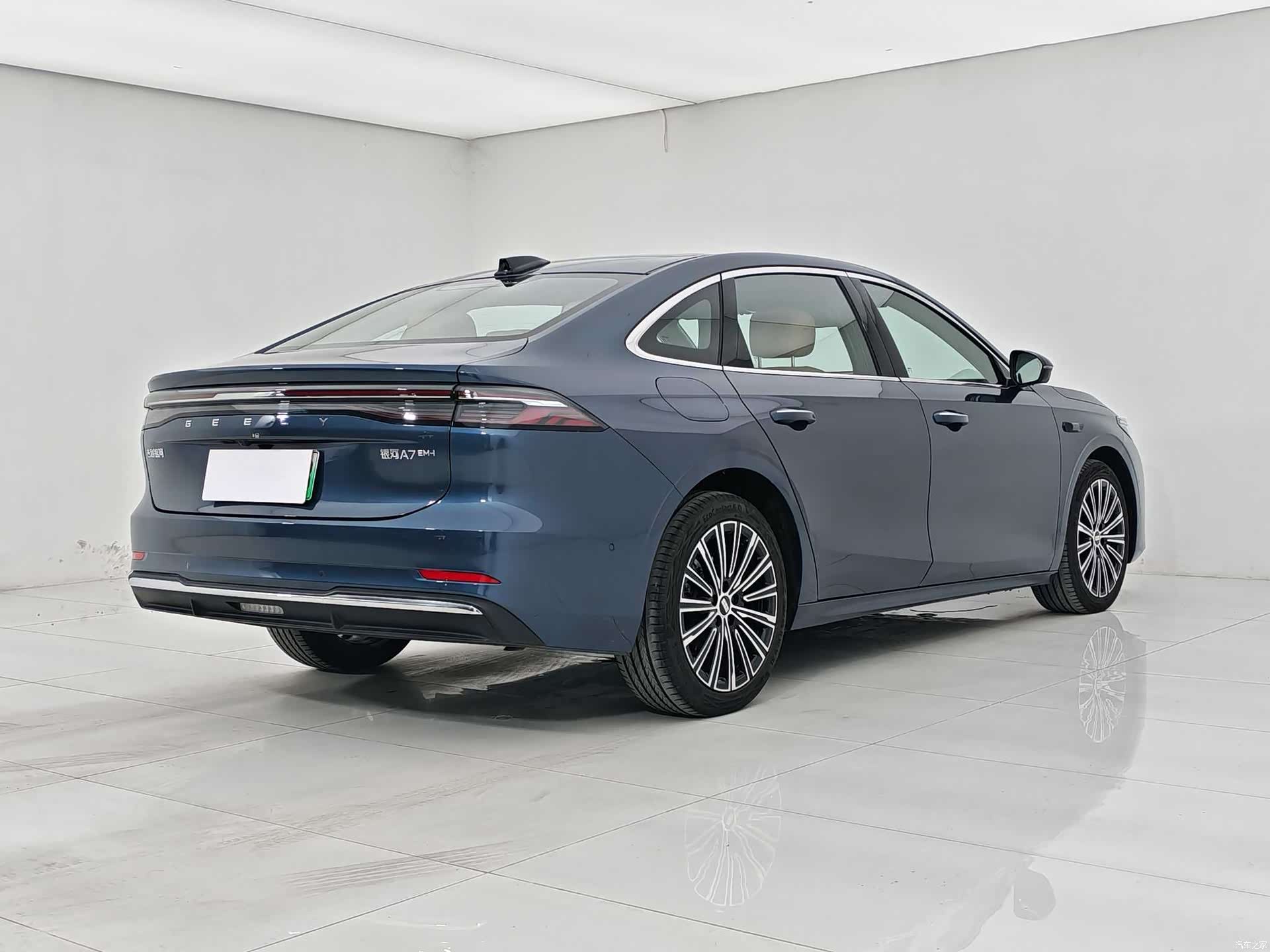 Geely A7, 2025 4